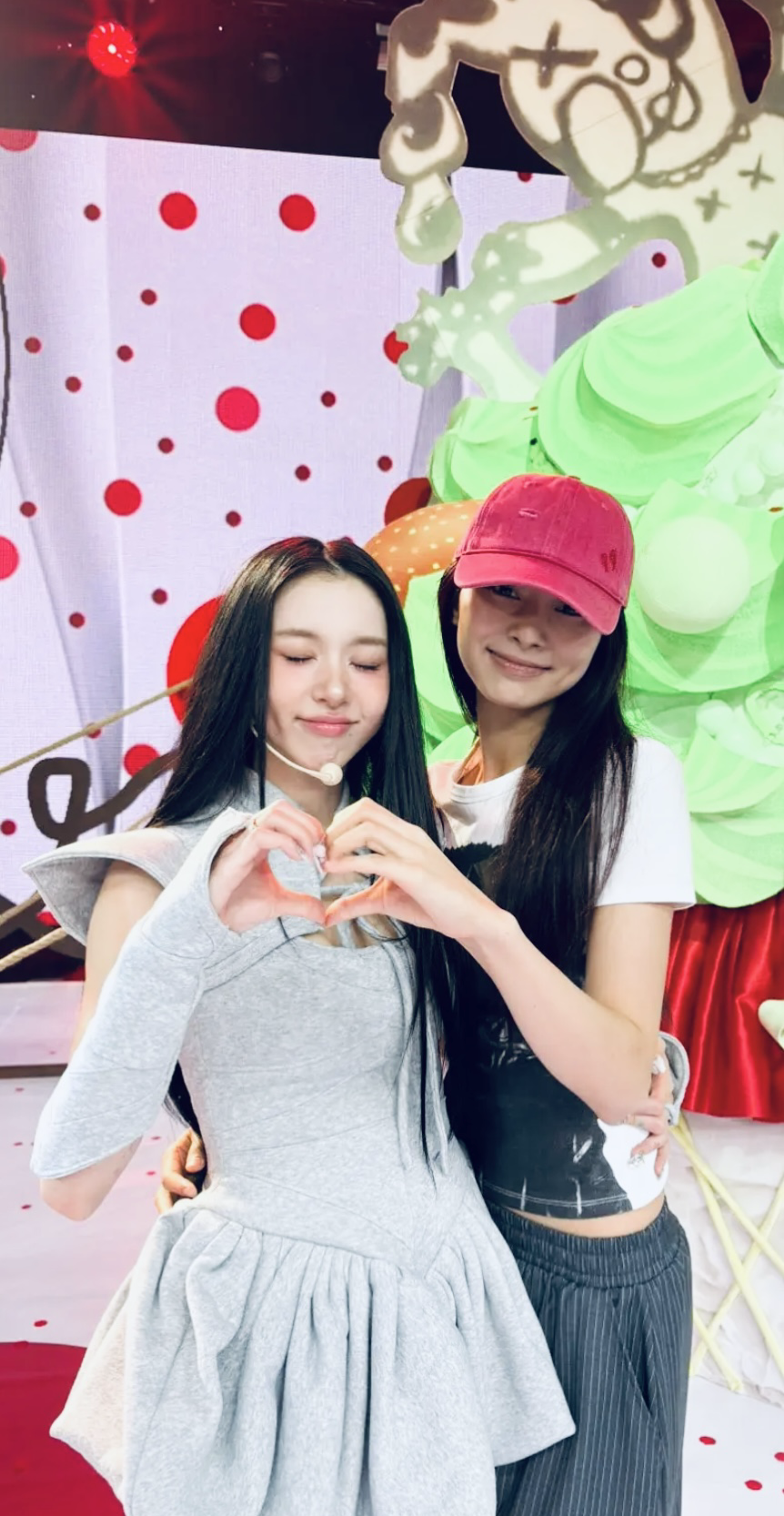 Latest photo of TWICE