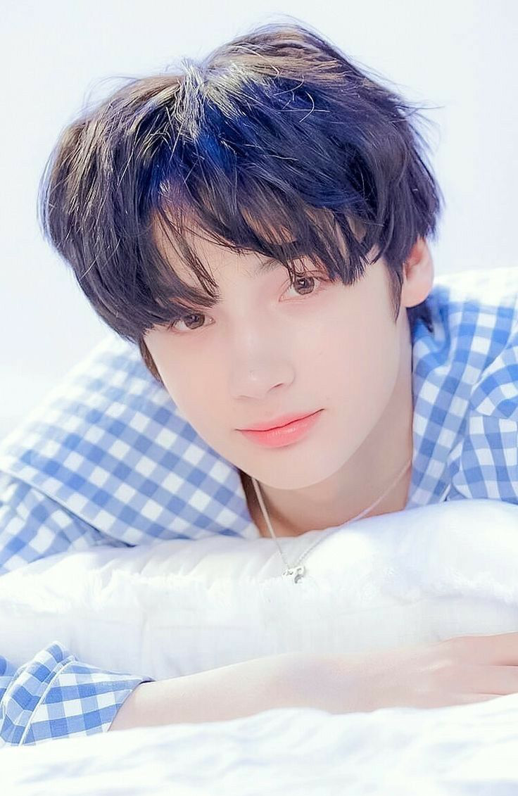 Behind-the-scenes cut of HueningKai (TOMORROW X TOGETHER)