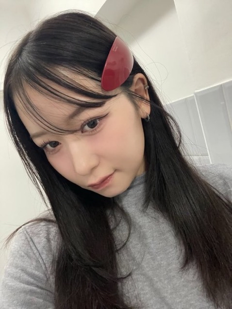 Latest photo of Kasahara Momona (ME:I)