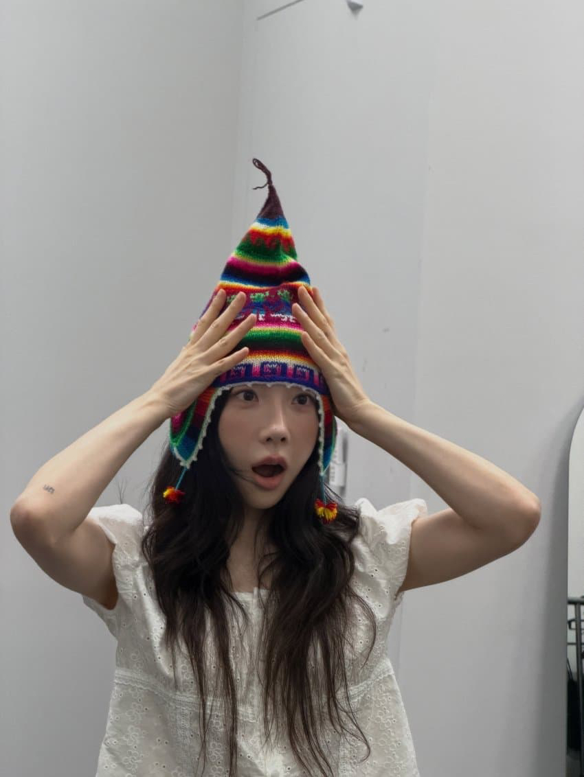 Behind-the-scenes cut of Taeyeon (Girls' Generation)