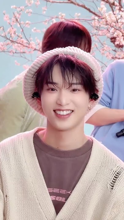 Today's most popular wallpaper in the Nicholas (&TEAM) community