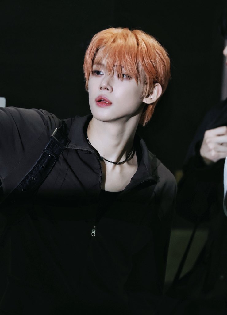 Foto aktivitas terbaru Yeonjun (TOMORROW X TOGETHER)