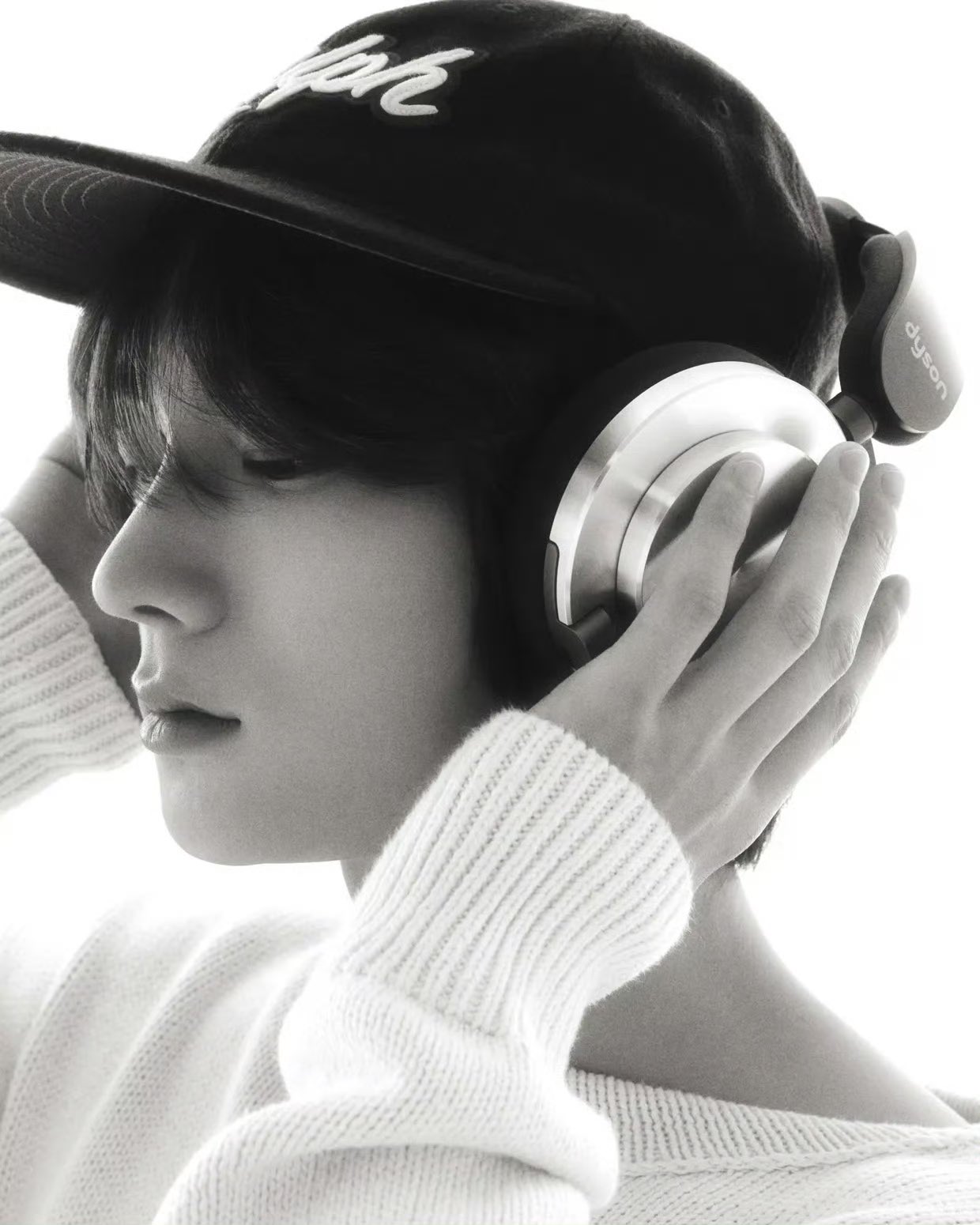 Recent activity shot of Sungho (BOYNEXTDOOR)