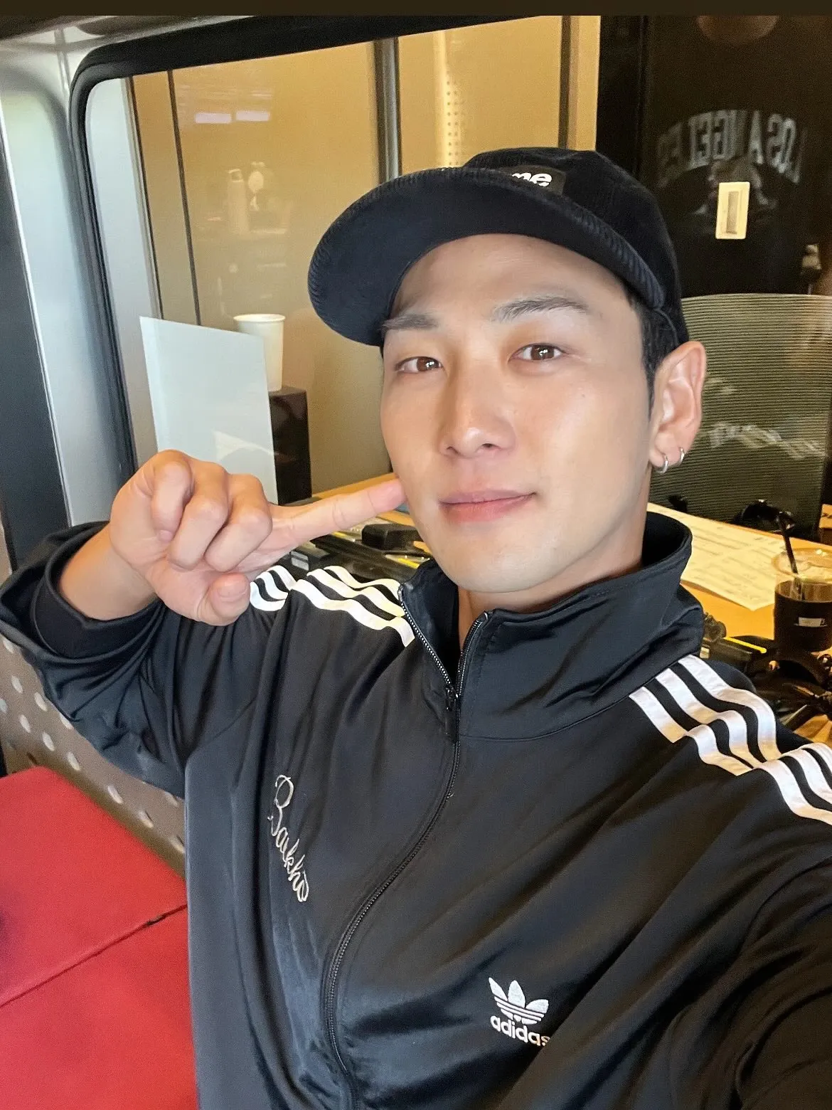 백호 최근 활동샷