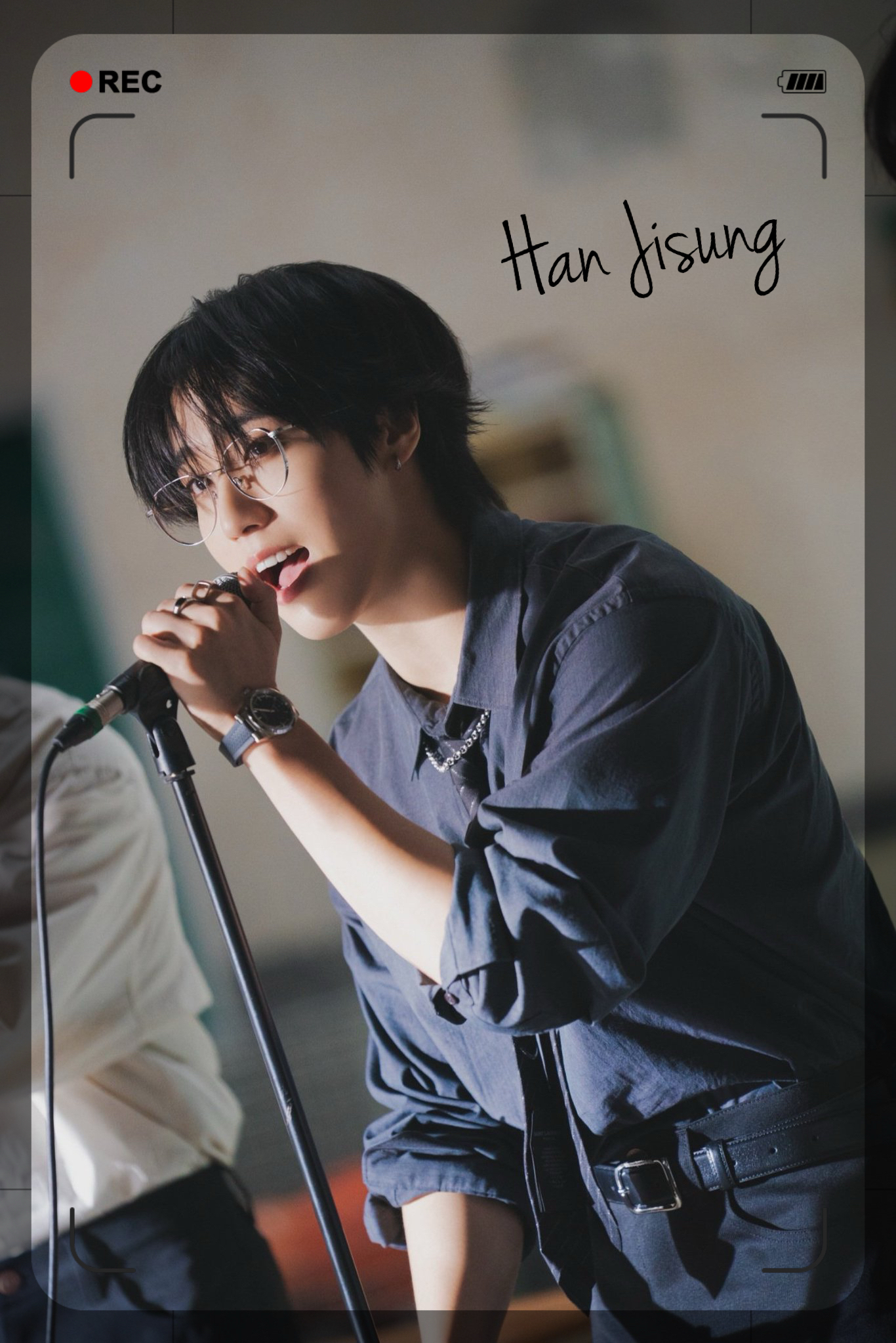 Behind-the-scenes cut of HAN (Stray Kids)