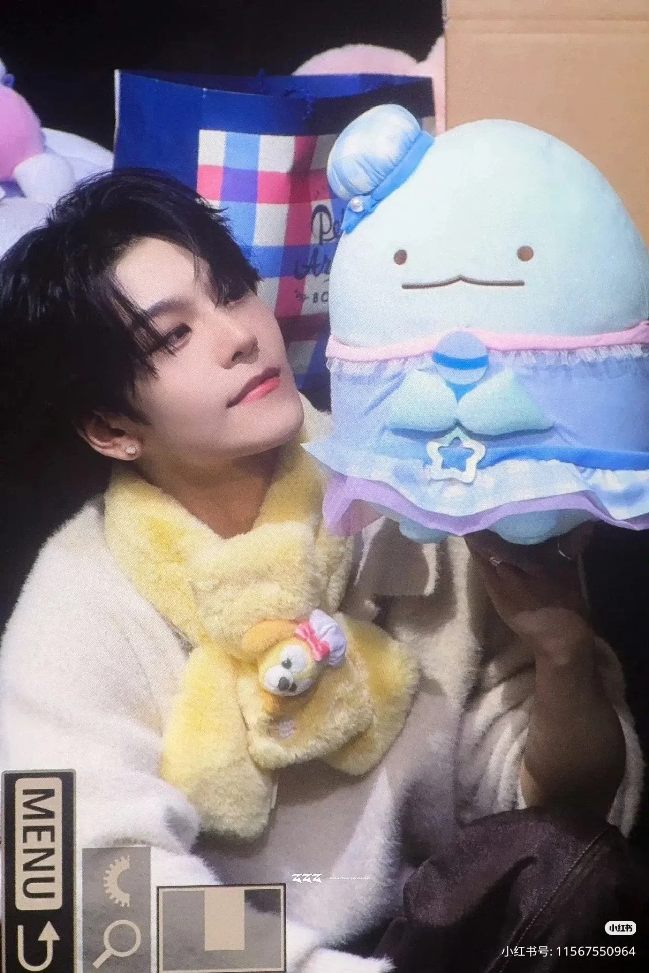 A moment captured by He Xinlong (ALPHA DRIVE ONE)'s fan