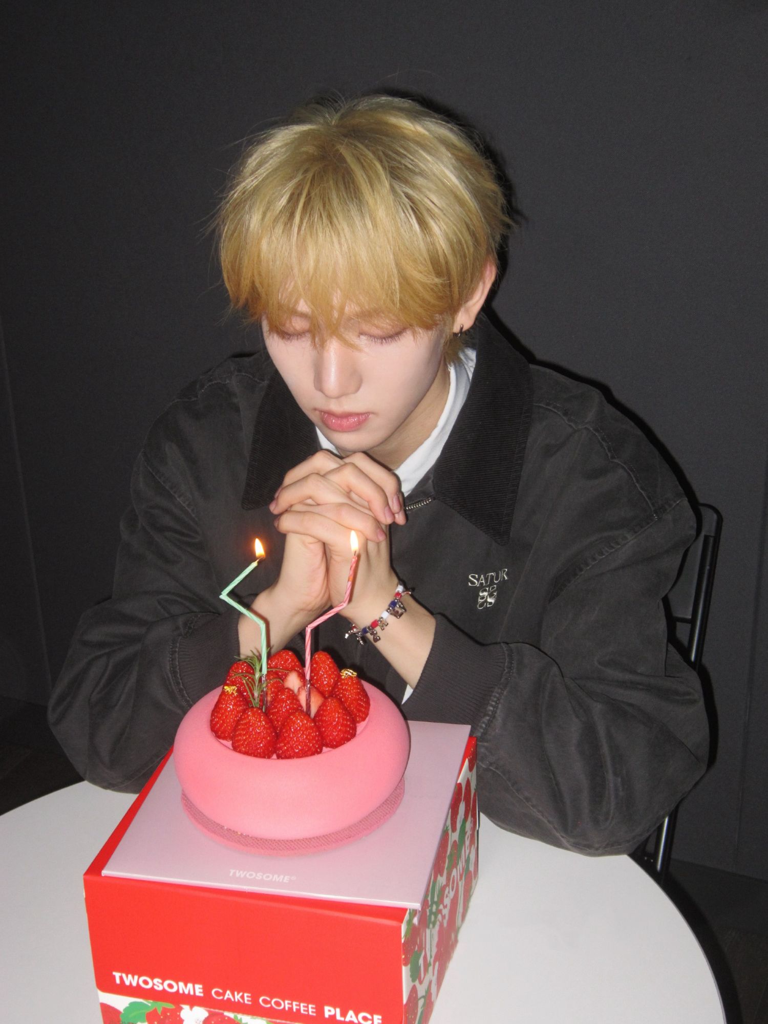 A moment captured by Fan Zheyi (MODYSSEY)'s fan