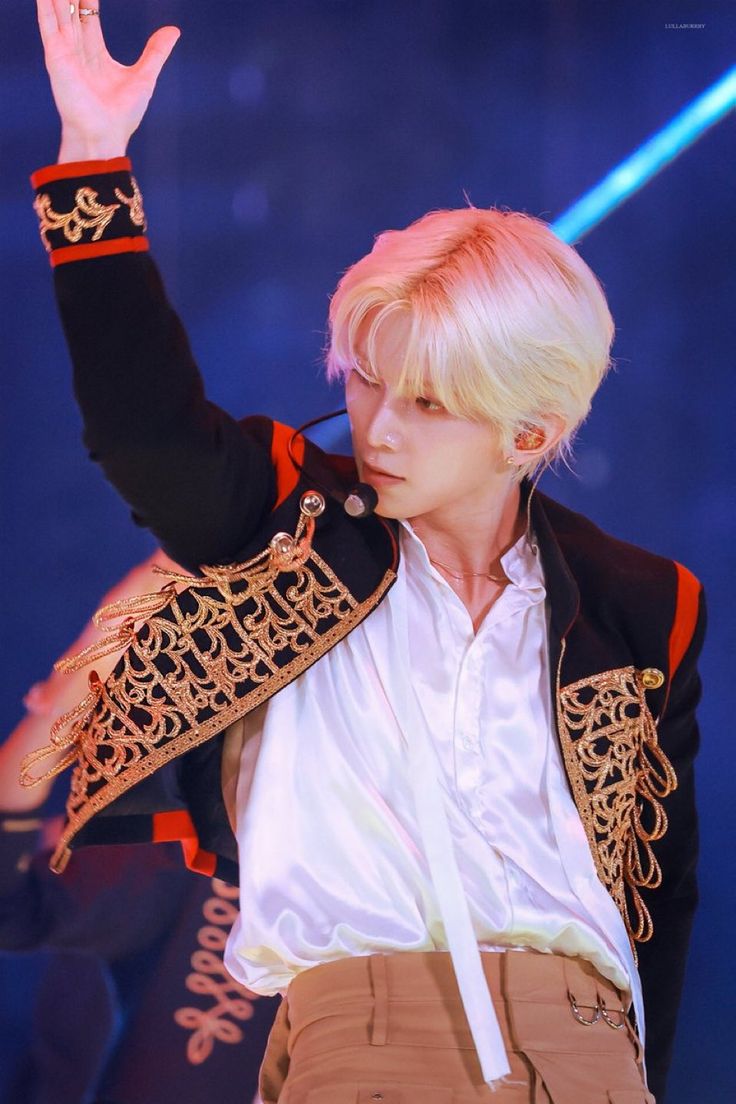 ATEEZ的最新活動照片