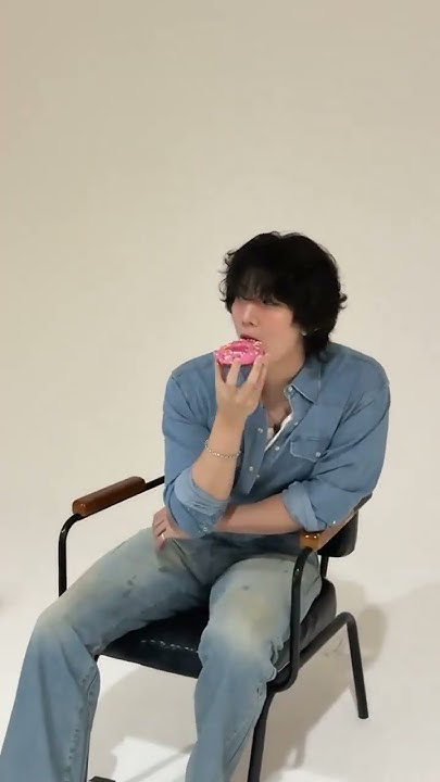 A moment captured by Hwiyoung (SF9)'s fan