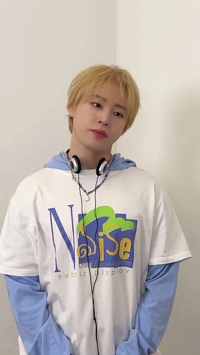 Fan-made special wallpaper for 河成云