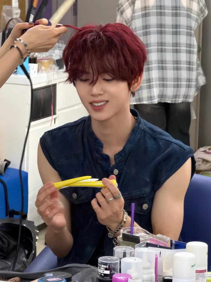 Potret di balik layar Han Yujin (AND2BLE)