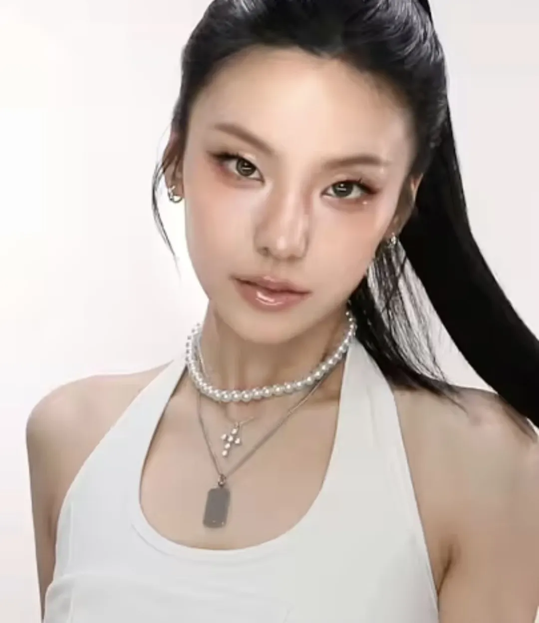 Recent activity shot of Yeji (ITZY)