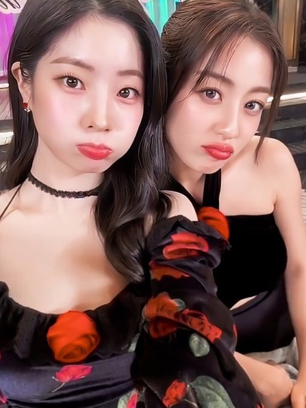 지효 (TWICE) 최근 활동샷