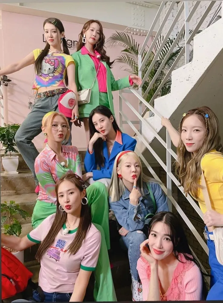 Recent activity shot of Girls' Generation