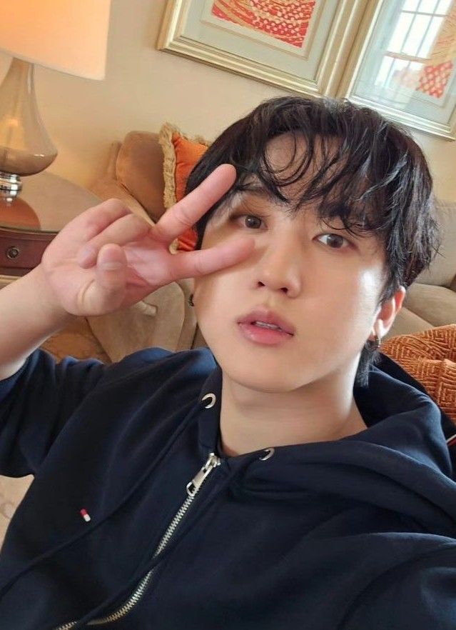 A moment captured by Changbin (Stray Kids)'s fan