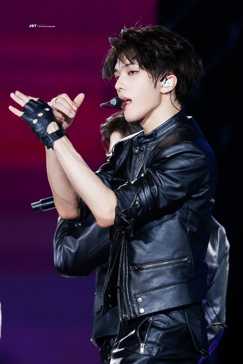 A moment captured by Jisung (NCT DREAM)'s fan