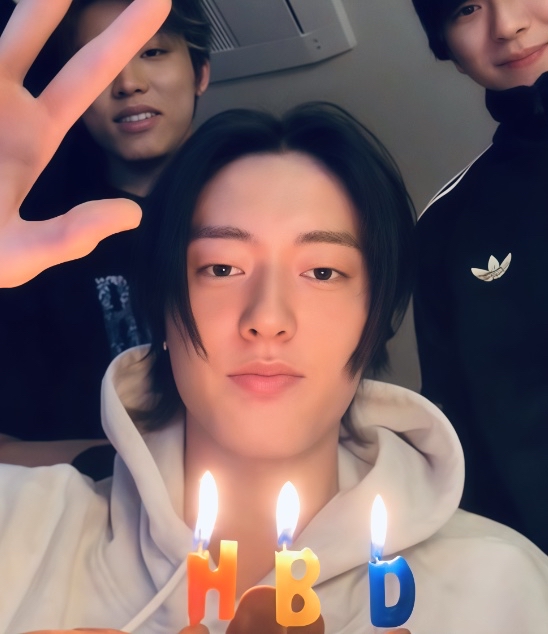 K-pop star post gaining attention now