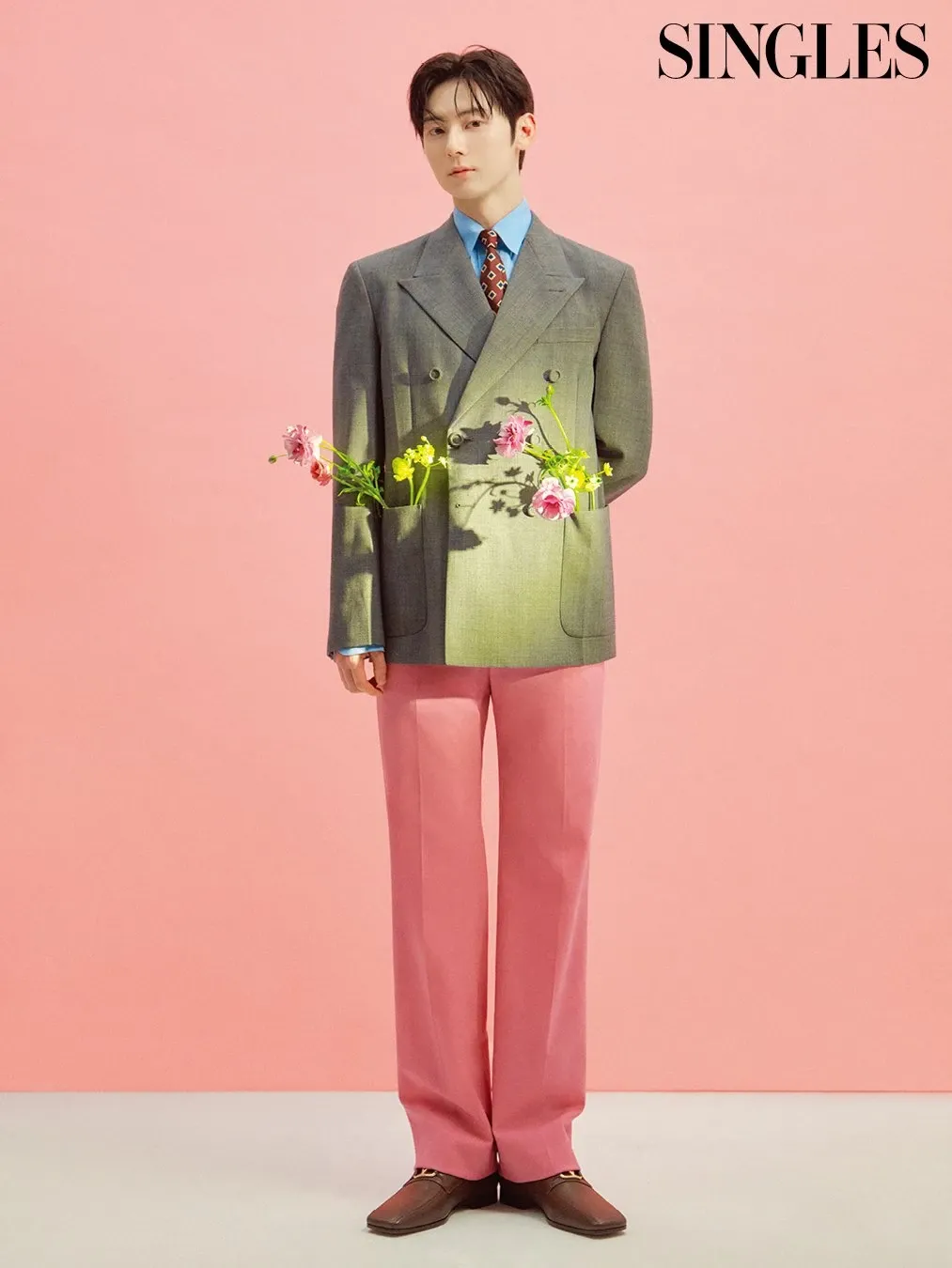 A moment captured by Hwang Minhyun's fan