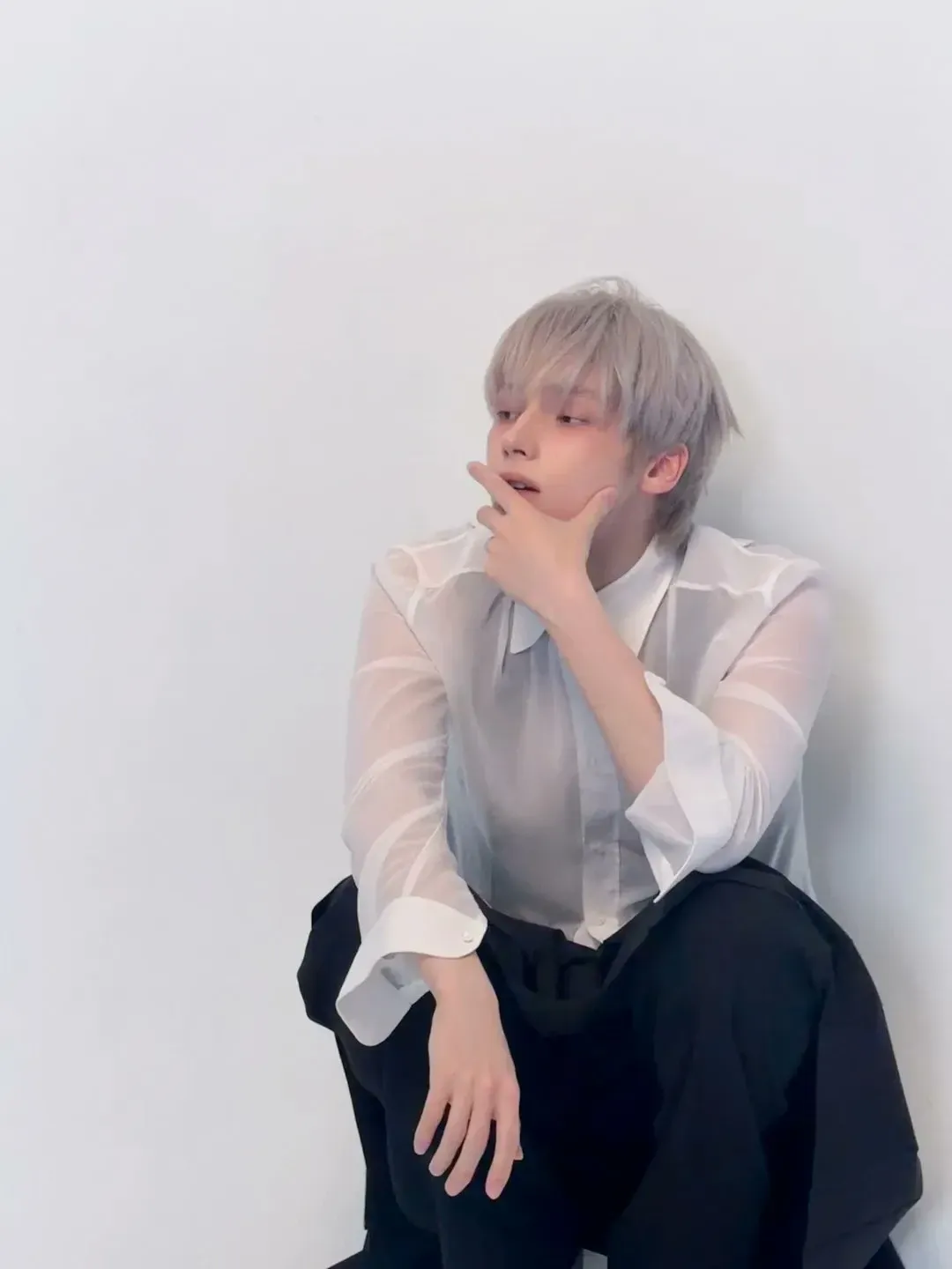 Behind-the-scenes cut of HueningKai (TOMORROW X TOGETHER)