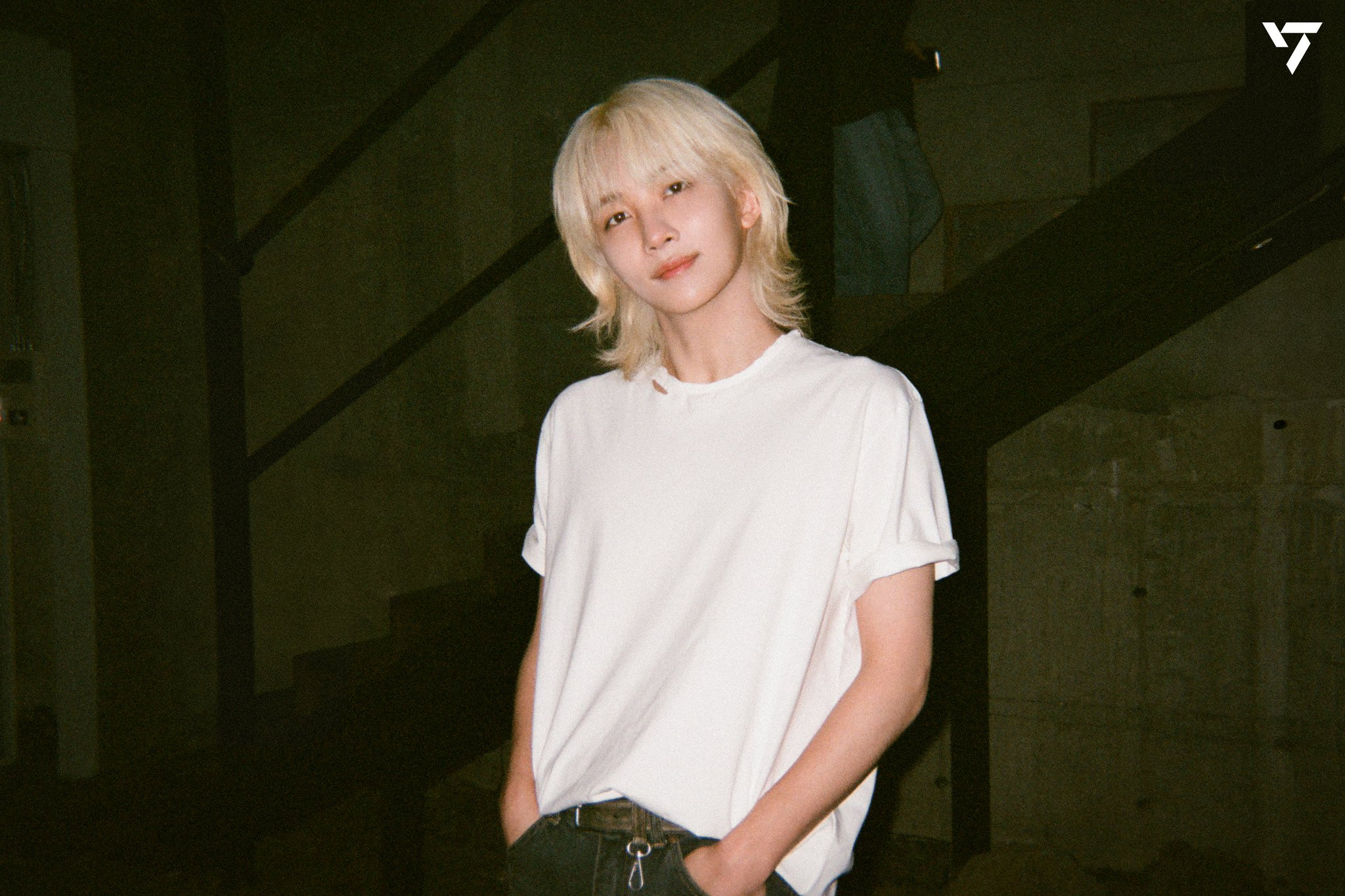 Behind-the-scenes cut of Jeonghan (SEVENTEEN)