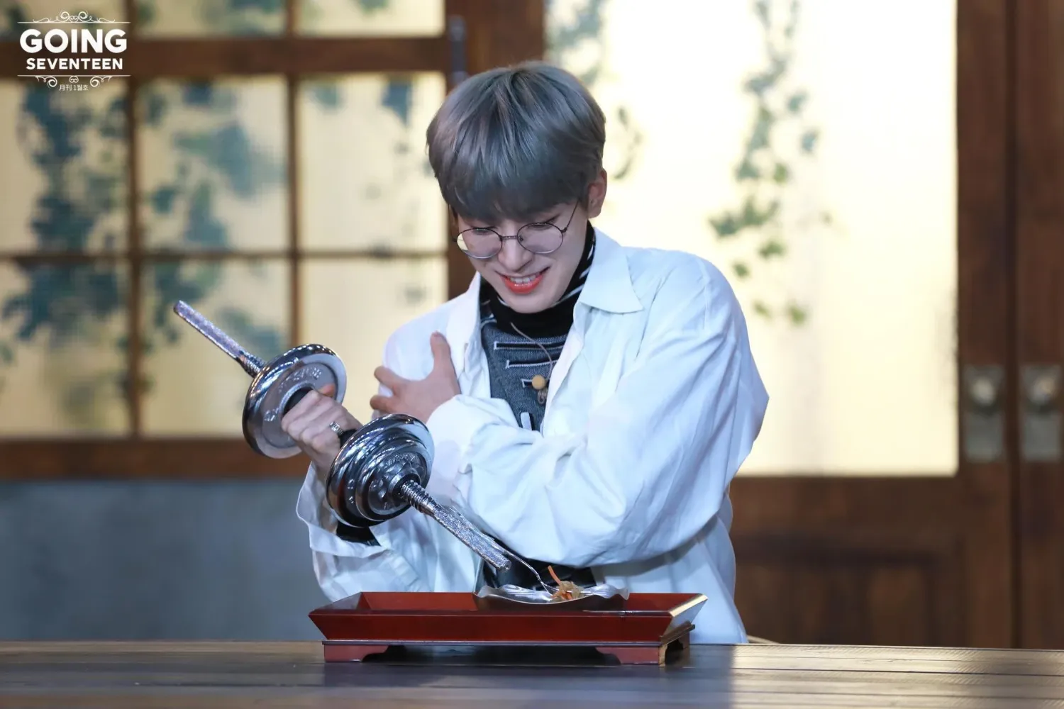 Latest photo of Wonwoo (SEVENTEEN)