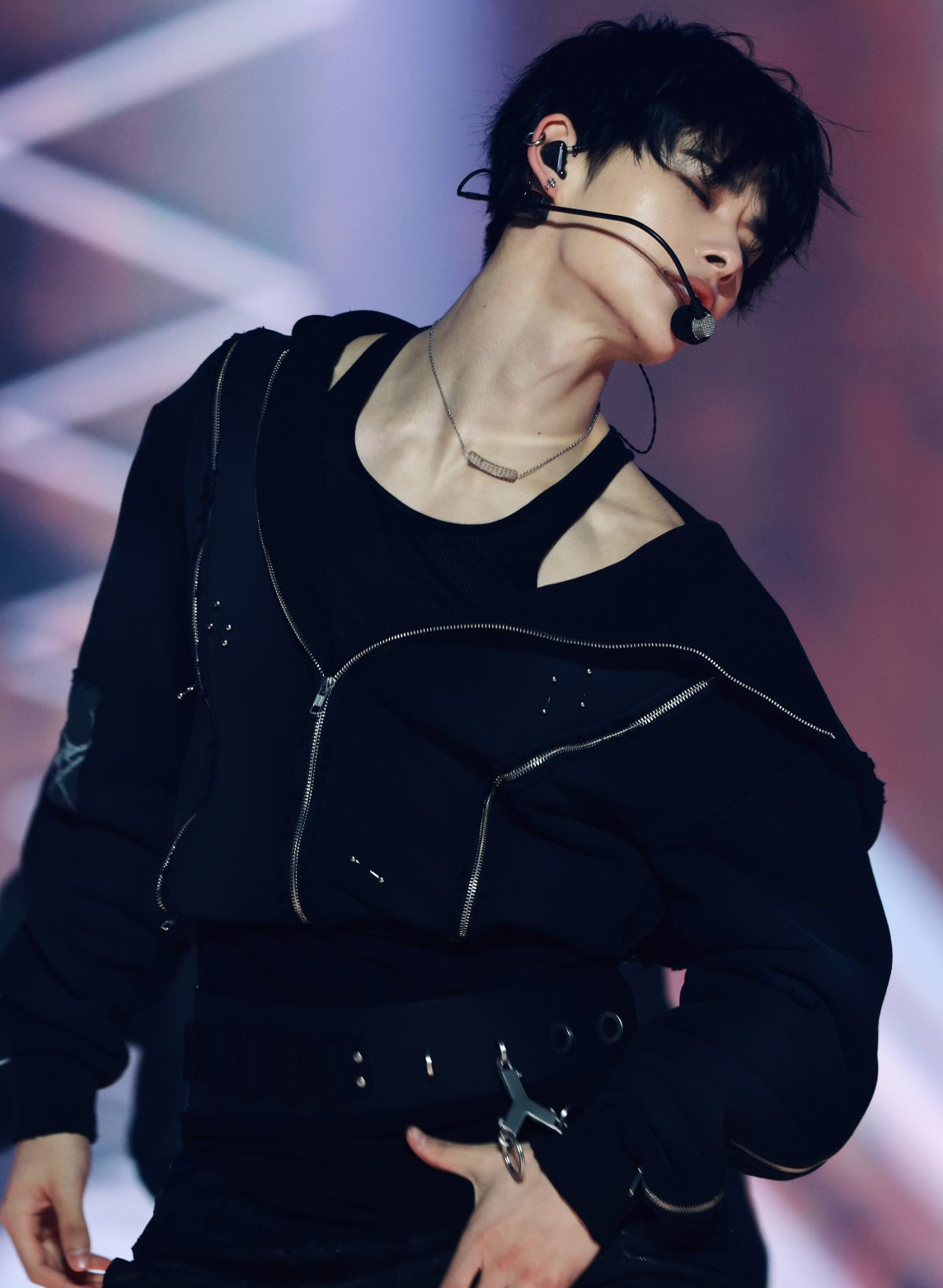 NI-KI (ENHYPEN)的最新照片