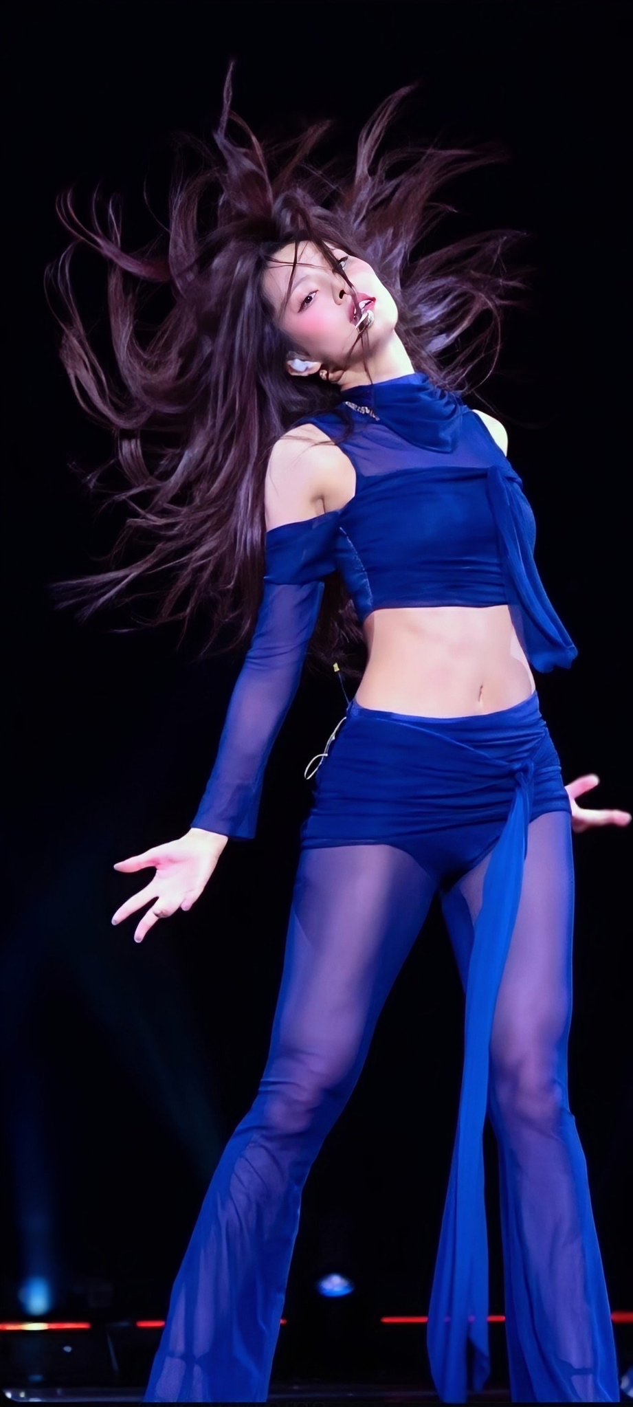 A heartfelt wallpaper shared by Tzuyu (TWICE)'s fans