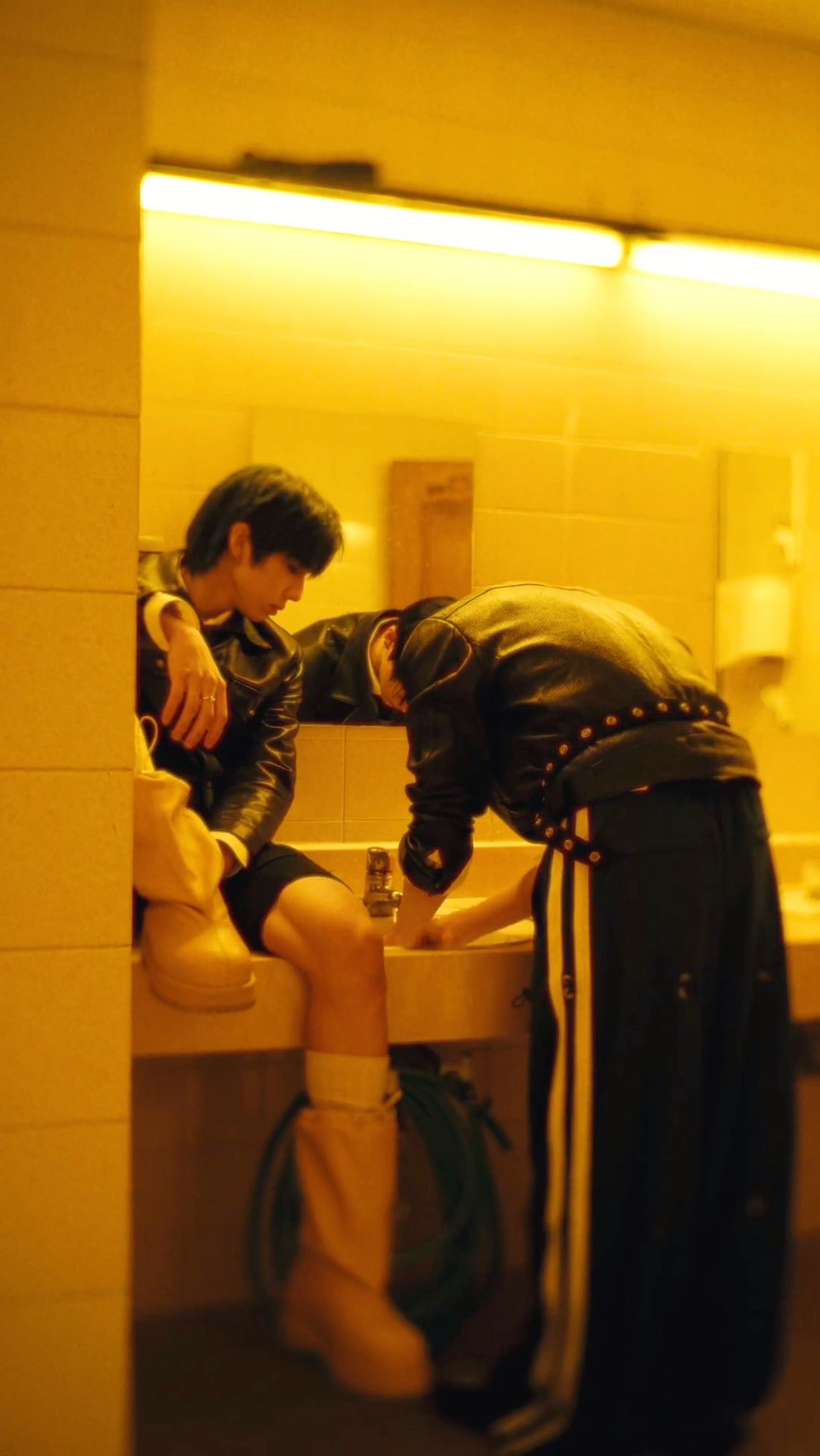 苏建 (NEXZ)的最新照片