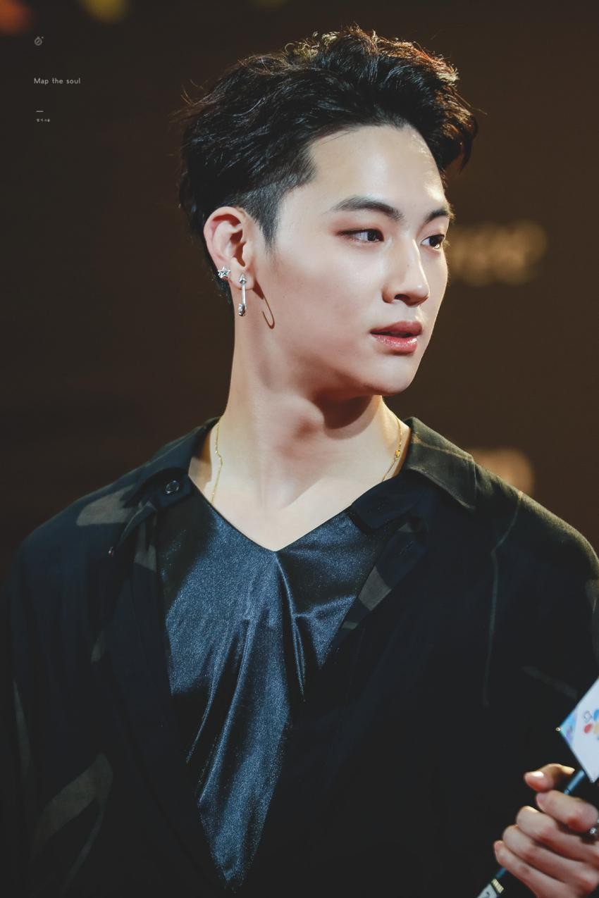 A moment captured by JAY B (GOT7)'s fan