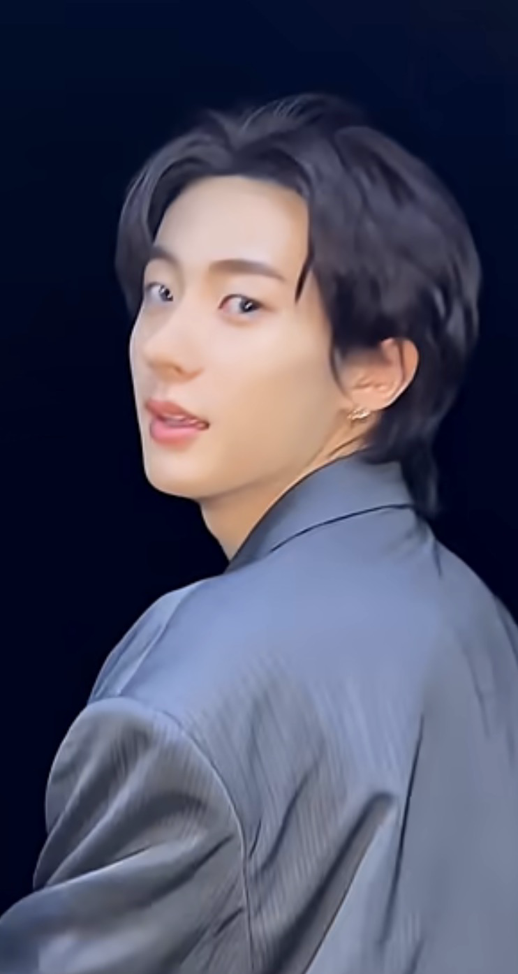 A moment captured by Anton (RIIZE)'s fan