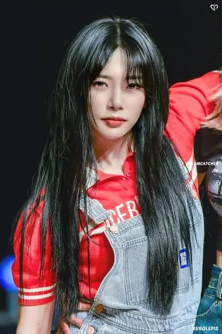Behind-the-scenes cut of JI U (DREAMCATCHER)