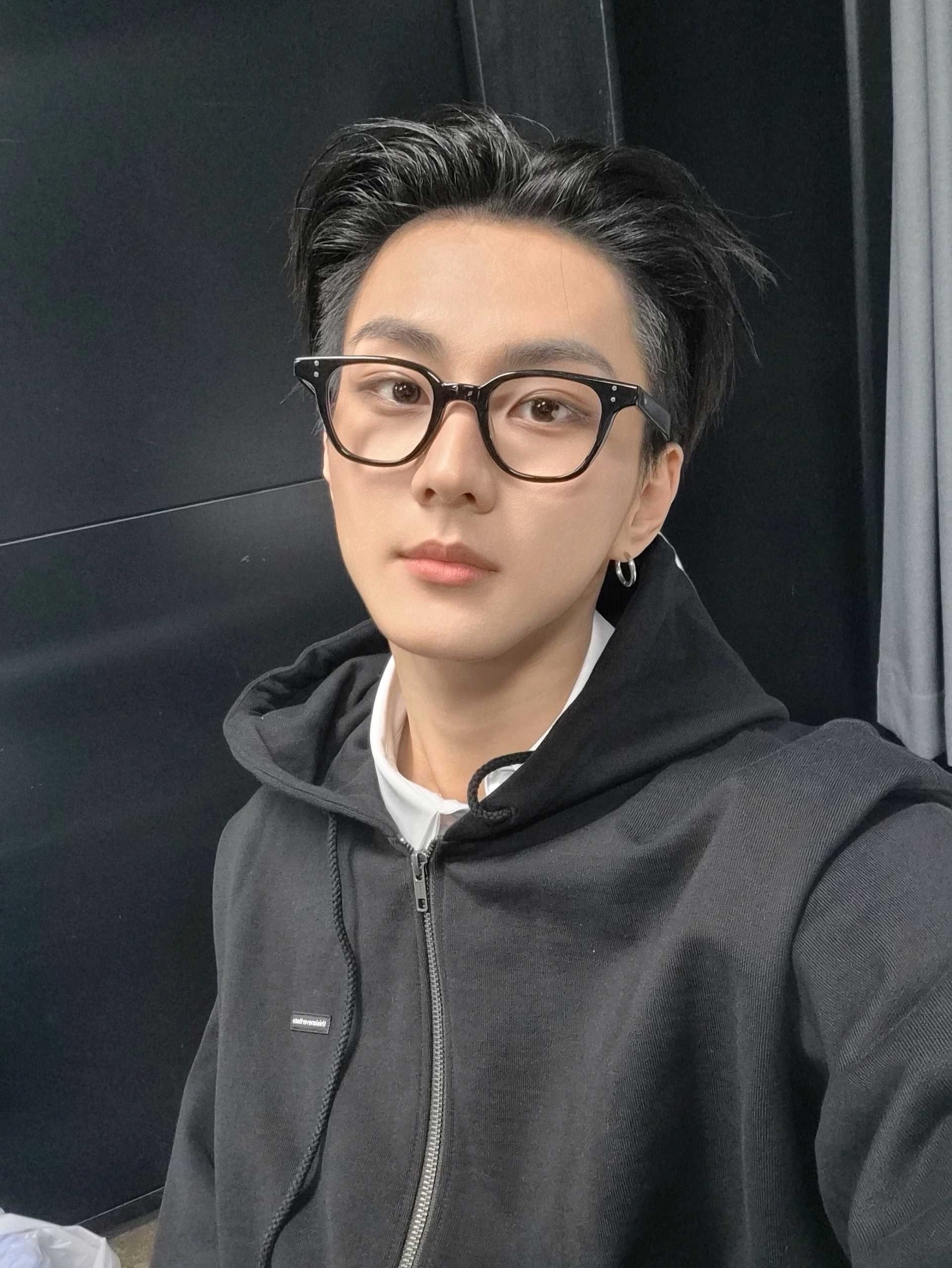 Behind-the-scenes cut of Jungwon (ENHYPEN)