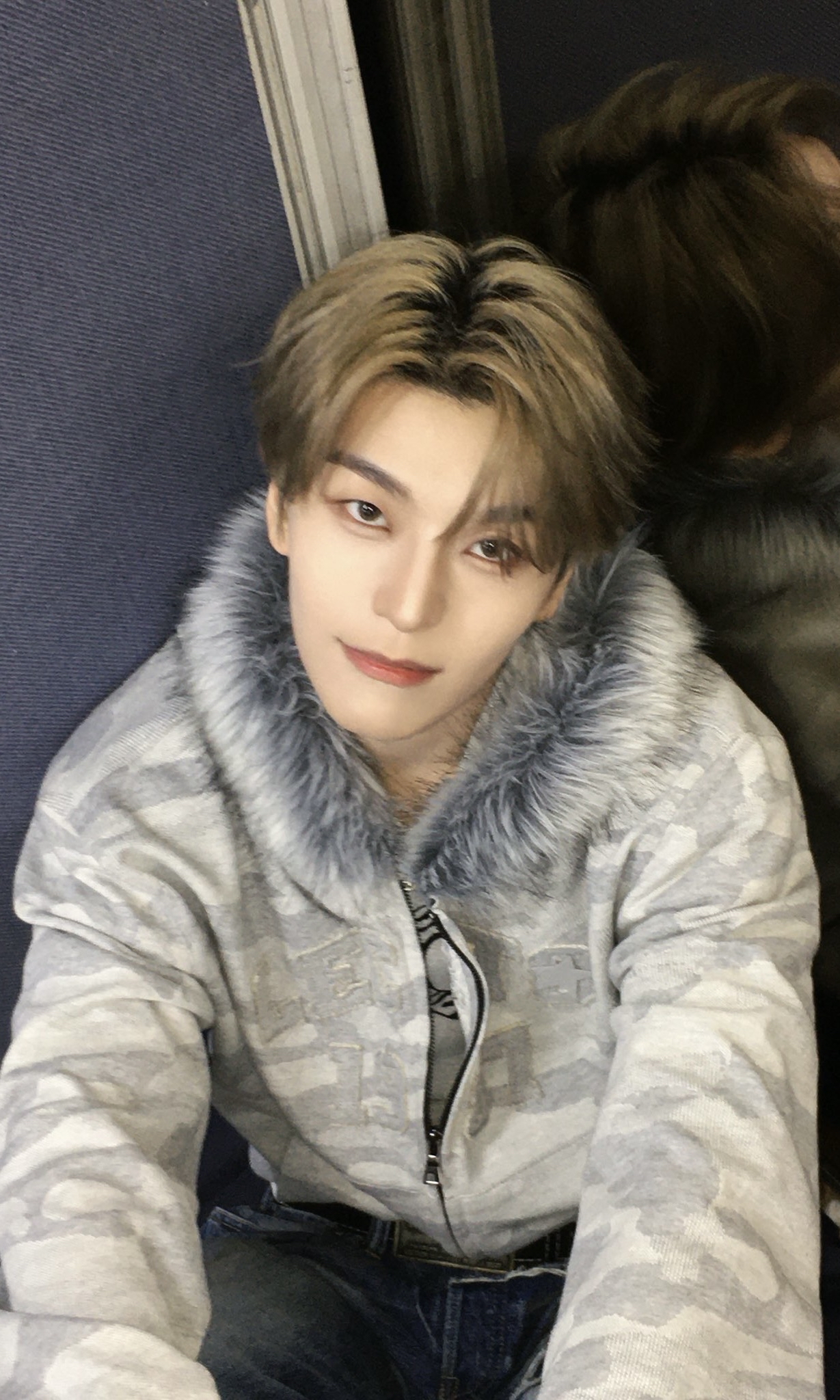 Fan-made special wallpaper for He Xinlong (ALPHA DRIVE ONE)