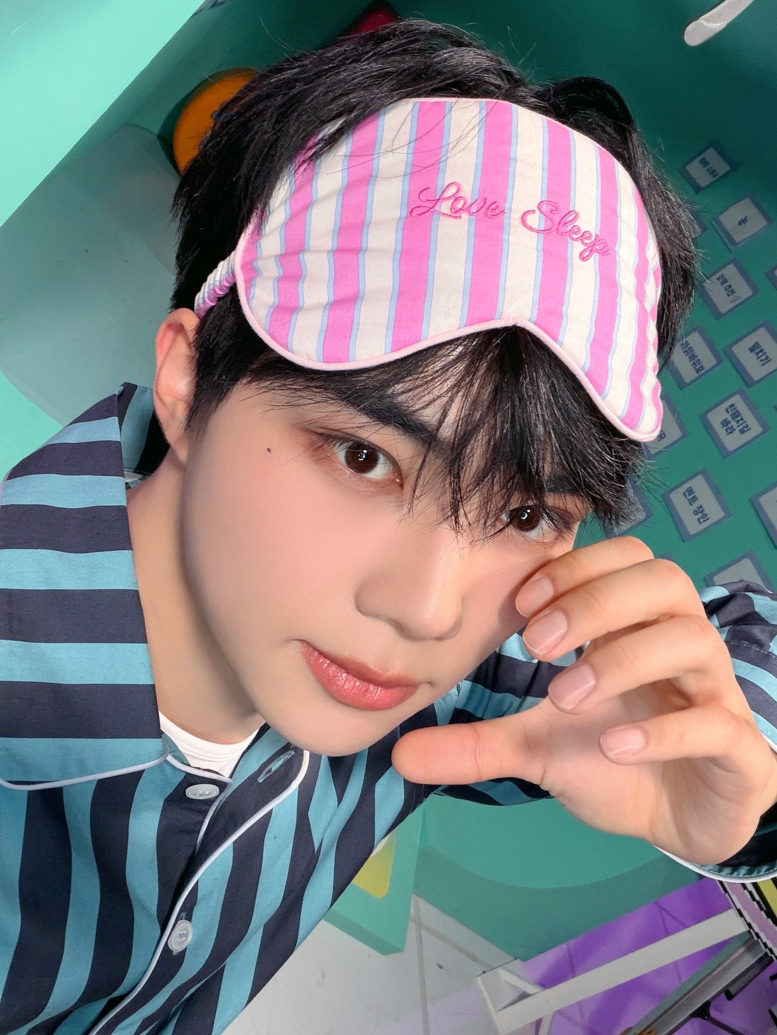 Behind-the-scenes cut of Park Gunwook (ZEROBASEONE)