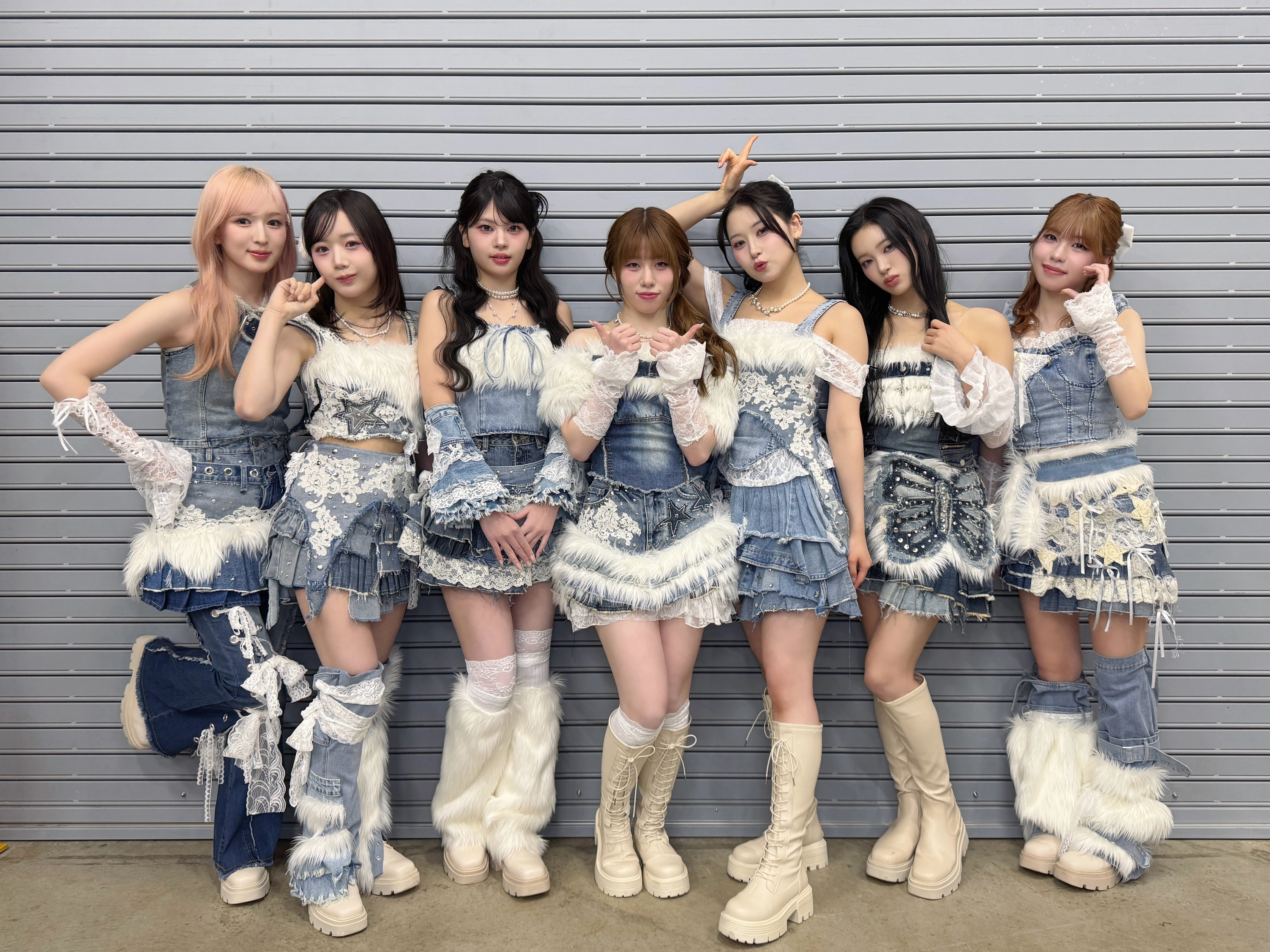 A moment captured by ME:I's fan