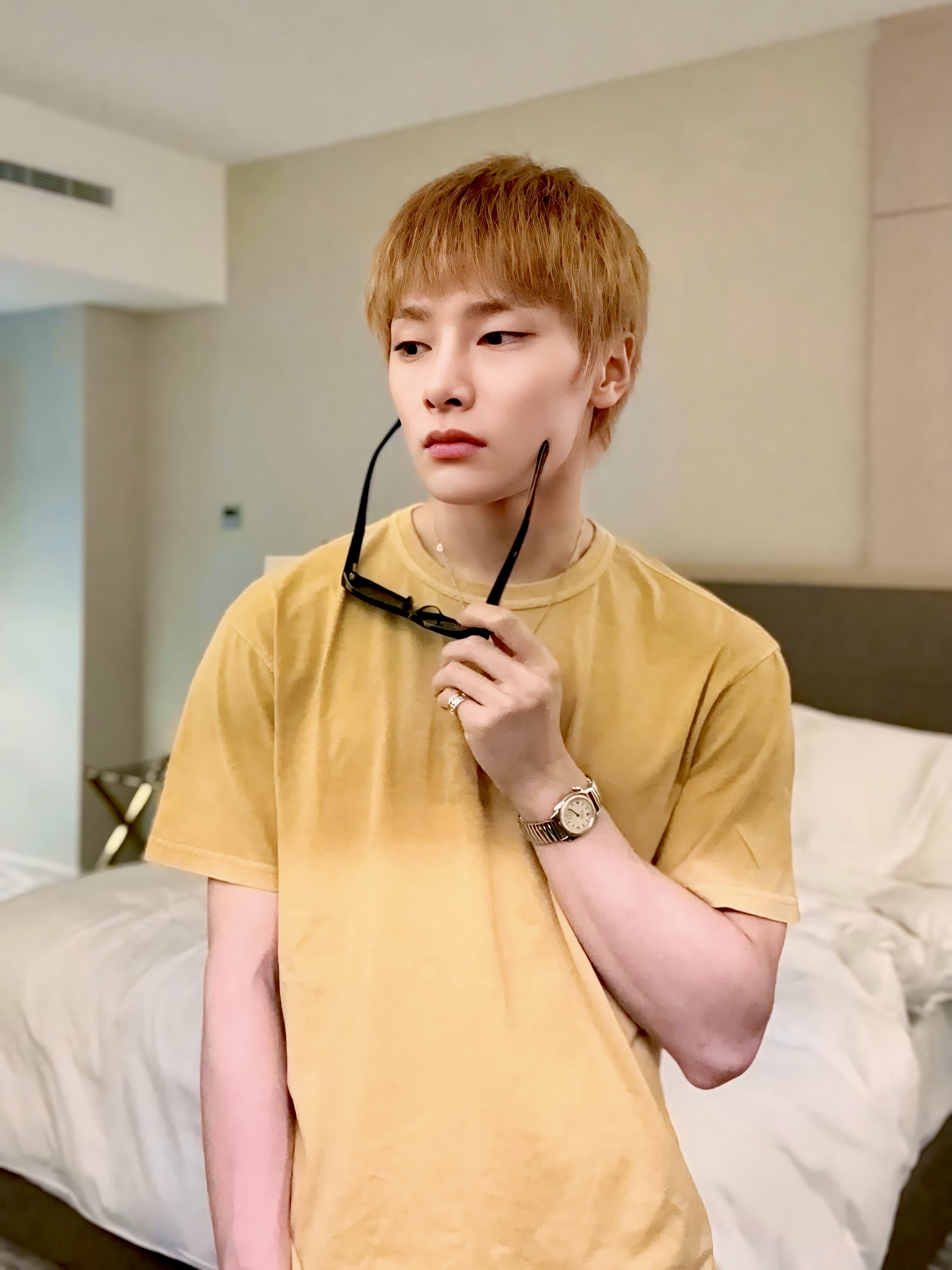 Behind-the-scenes cut of I.N (Stray Kids)