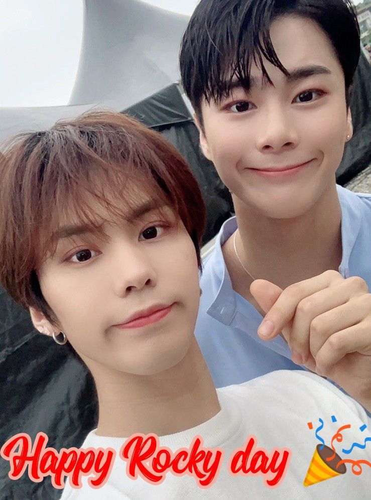 A moment captured by Rocky's fan