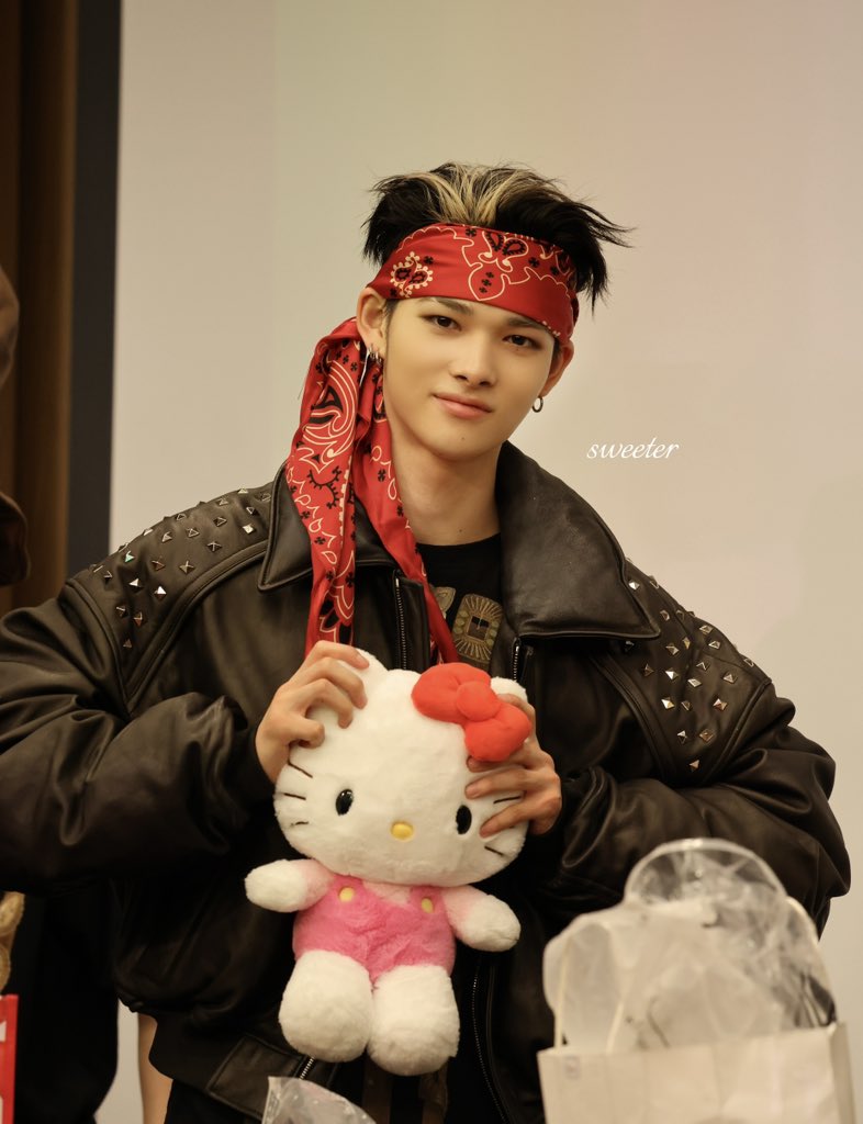 Latest photo of NI-KI (ENHYPEN)