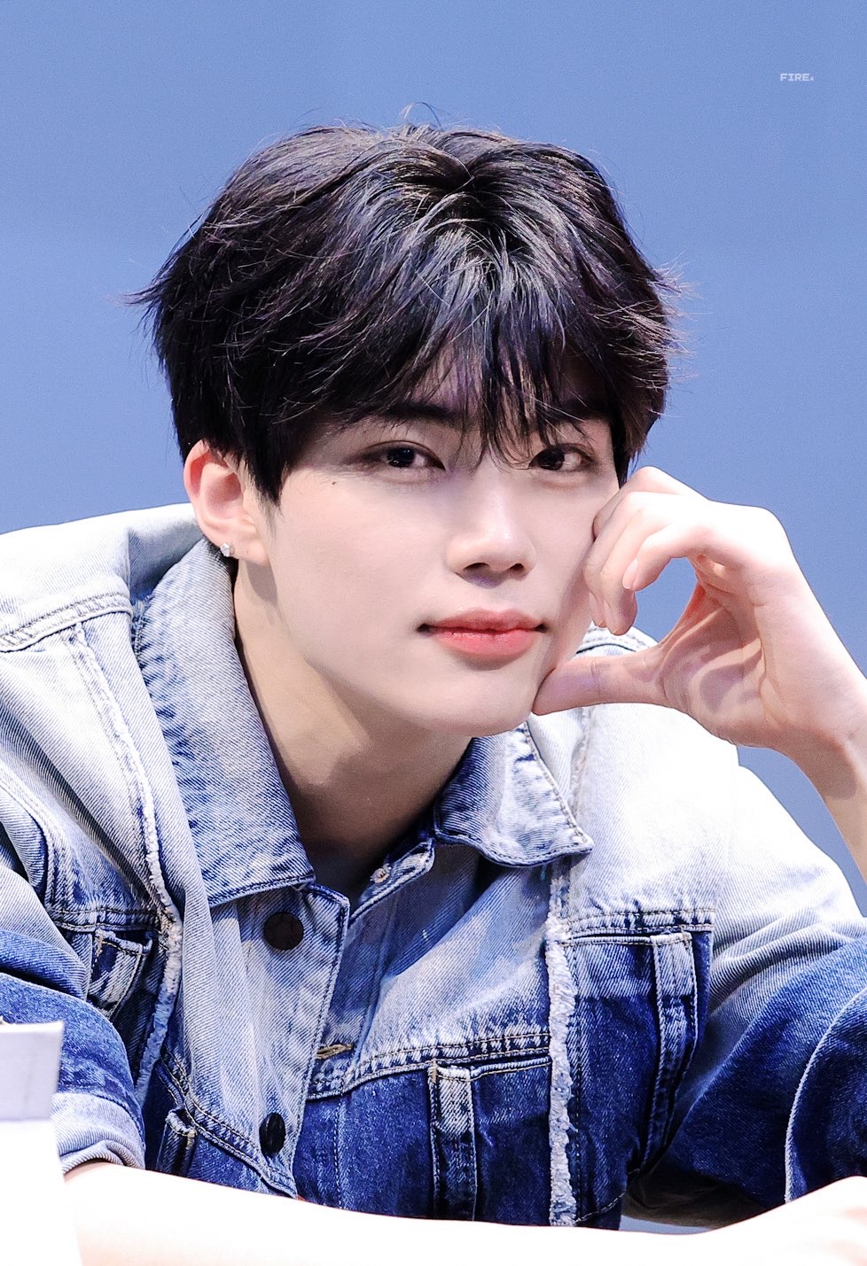 Foto aktivitas terbaru Park Gunwook (ZEROBASEONE)