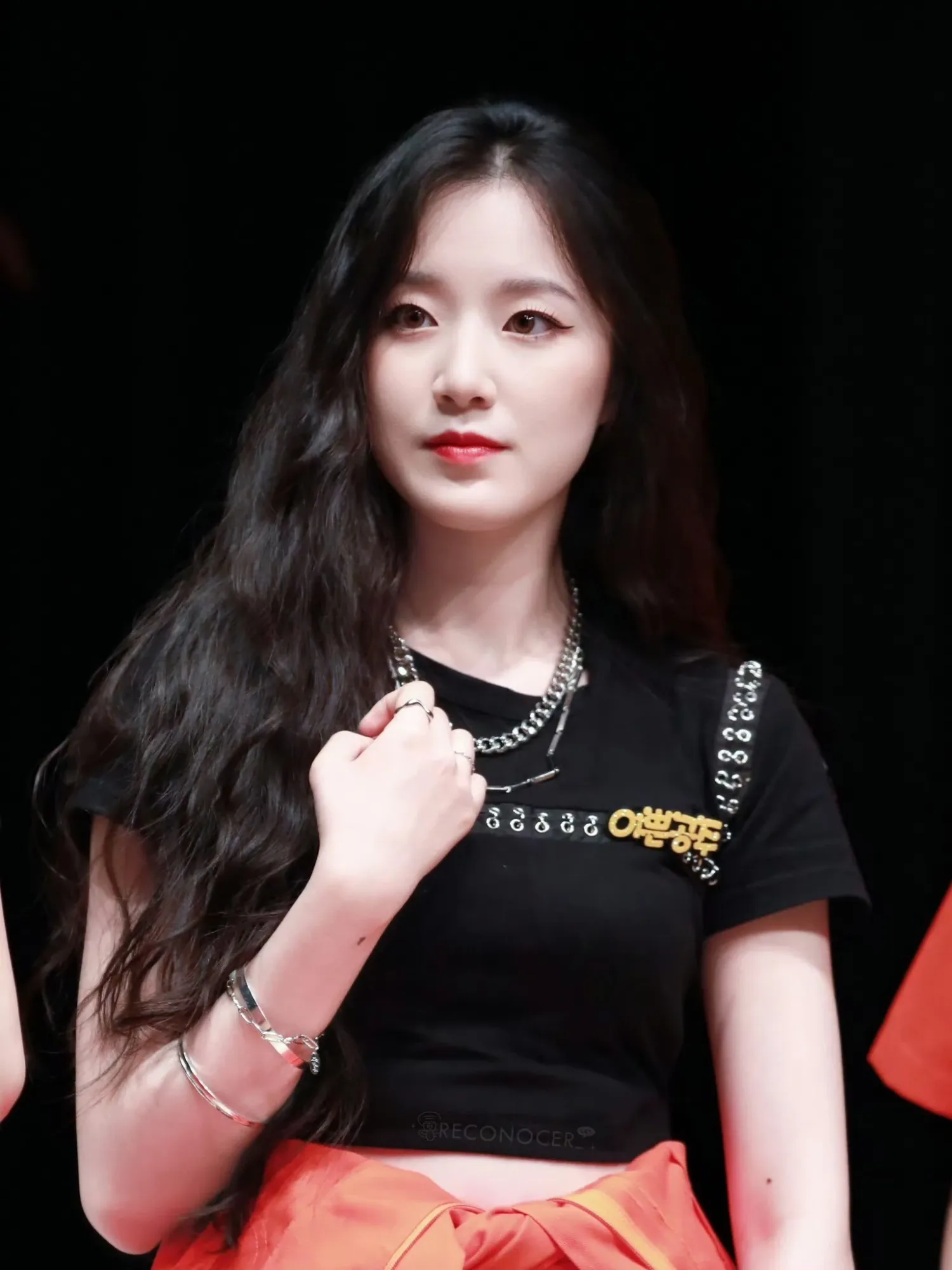 Latest photo of Shuhua (i-dle)