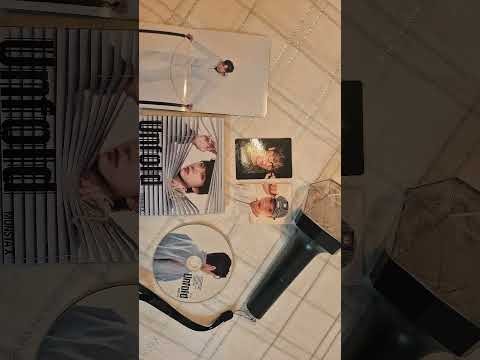 Foto aktivitas terbaru MONSTA X