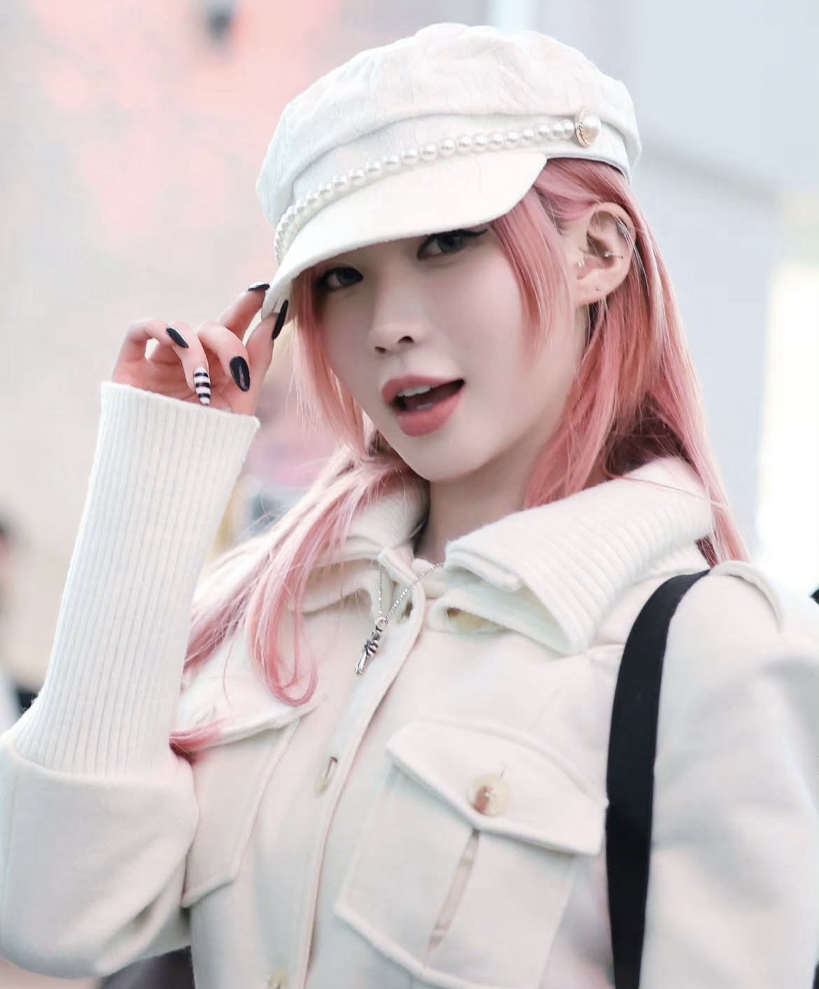 Latest photo of Asa (BABYMONSTER)