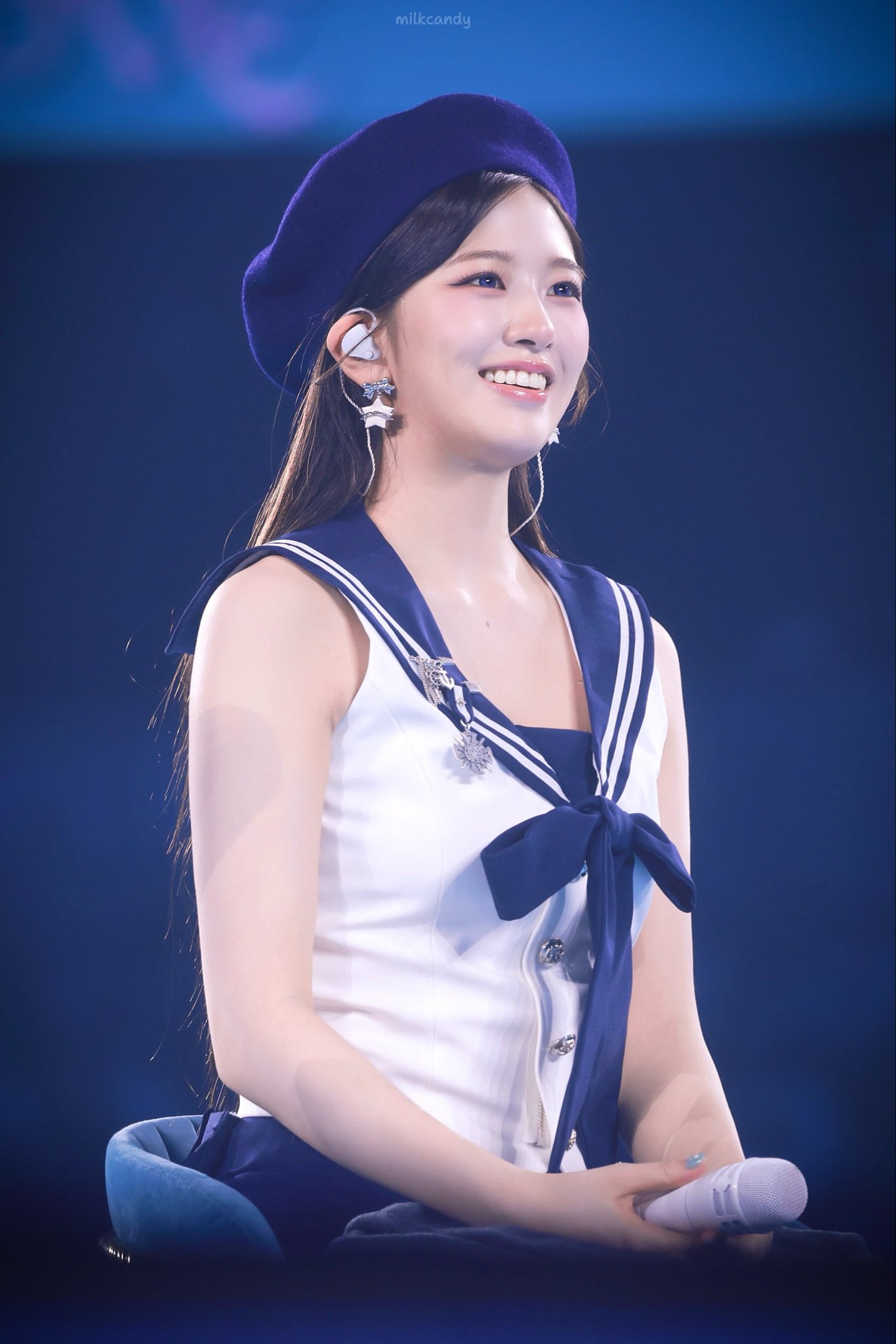 安宥眞 (IVE)粉丝拍下的瞬间