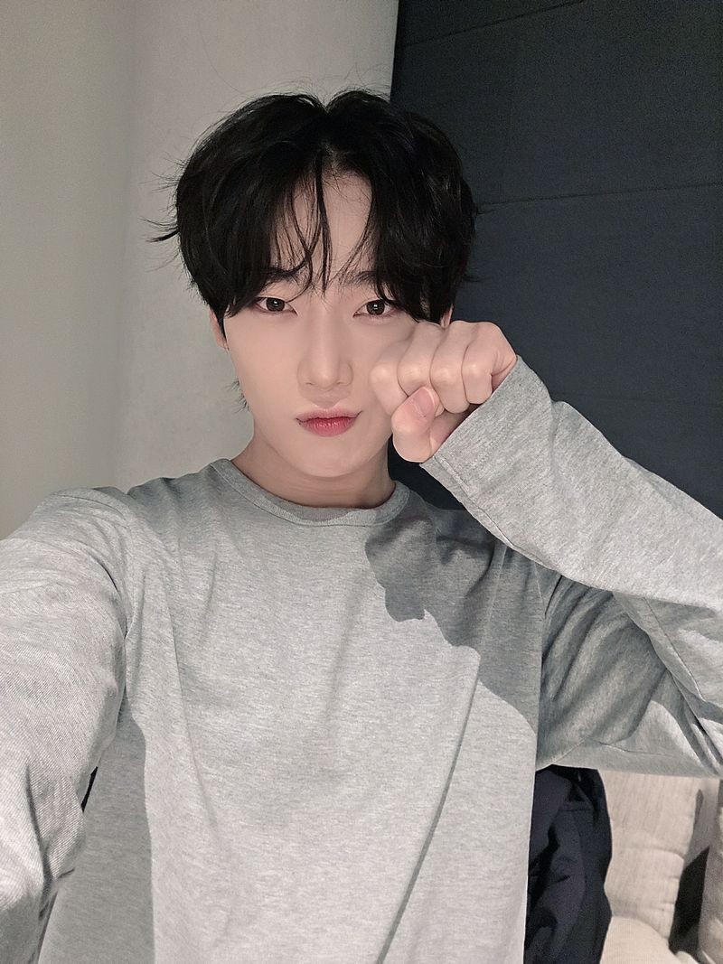 선우 (ENHYPEN)의 비하인드 컷