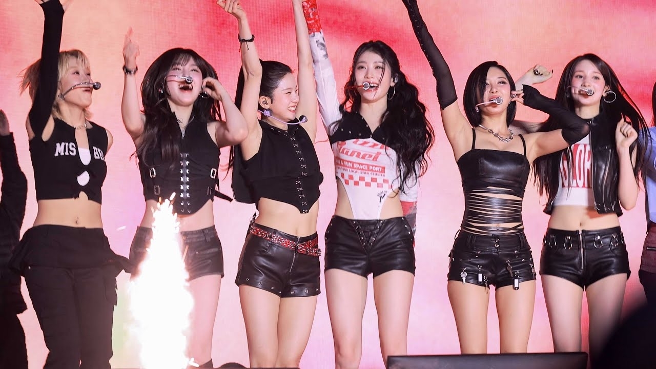 A moment captured by Kep1er's fan