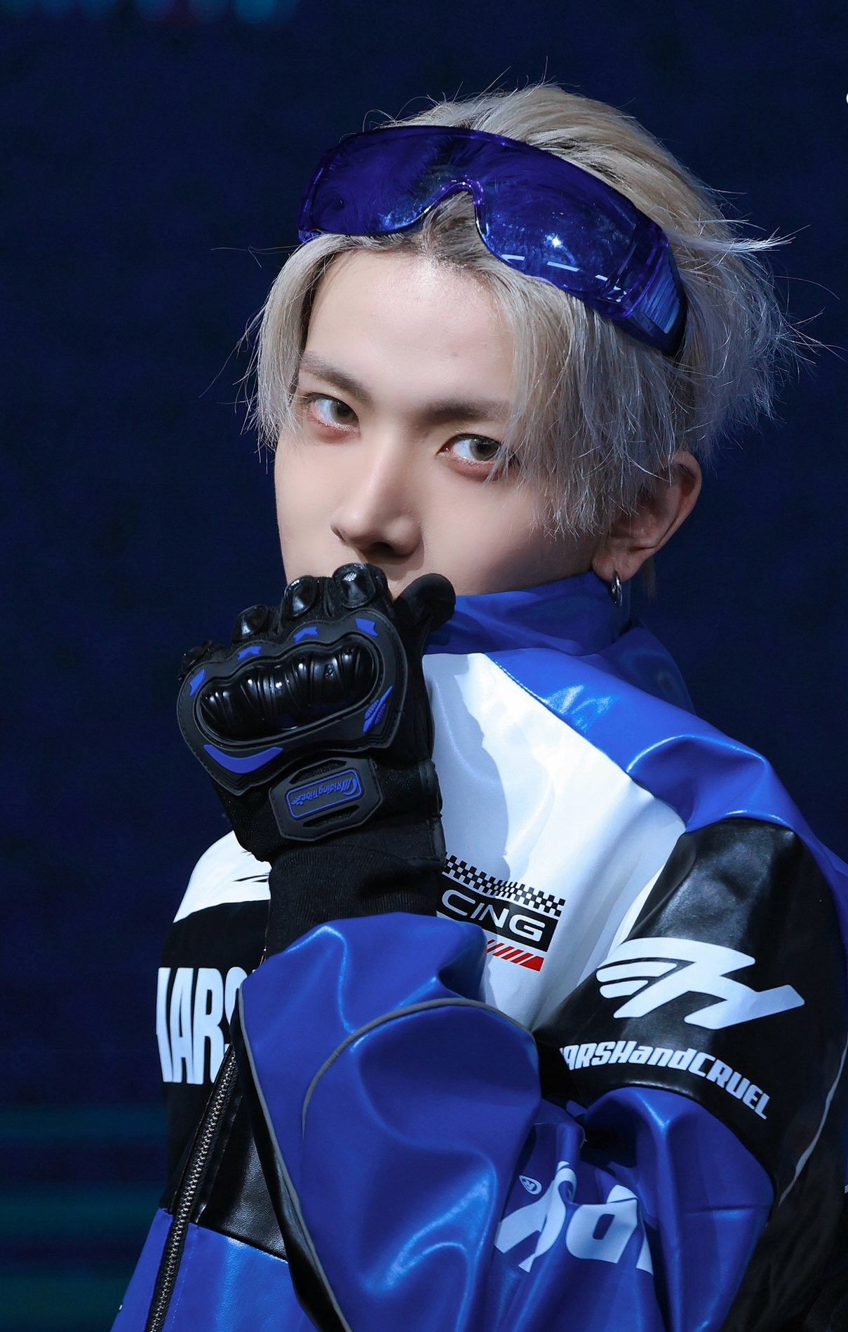 Latest photo of Heeseung (ENHYPEN)