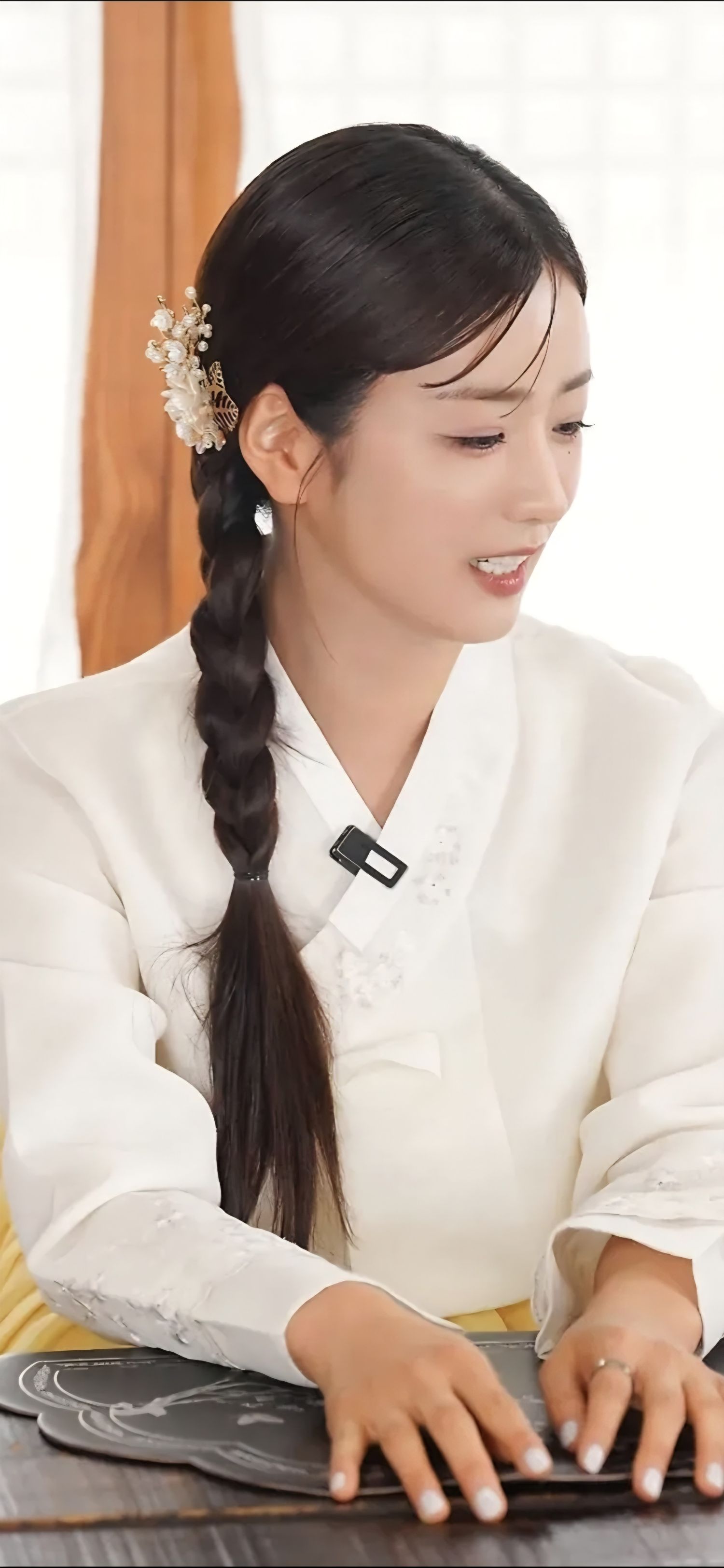 Momen yang diabadikan oleh penggemar Yoon Bomi (Apink)