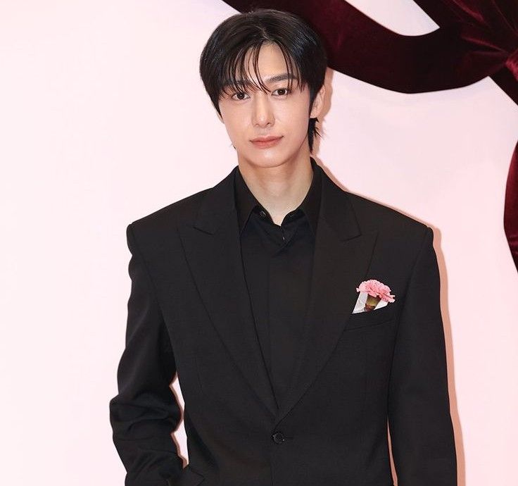 형원 (몬스타엑스)의 비하인드 컷