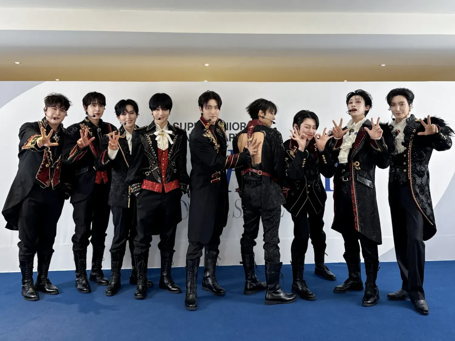 Momen yang diabadikan oleh penggemar Super Junior