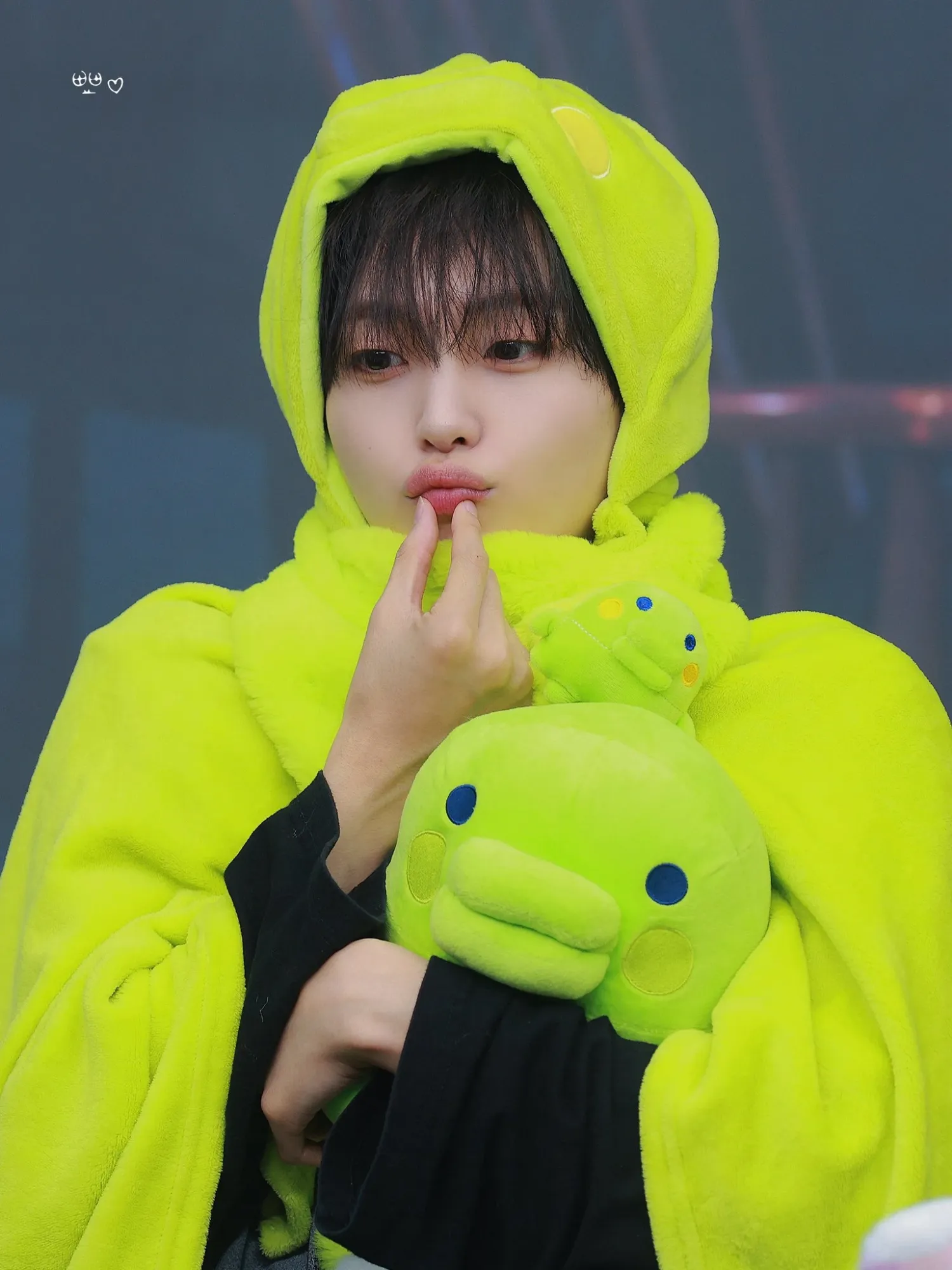 A moment captured by Hyeongjun (CRAVITY)'s fan